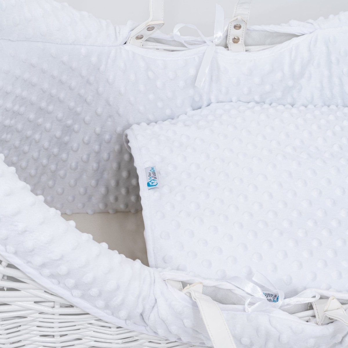 Pod White Dimple Moses Basket Bedding Set (Basket Not Included!)