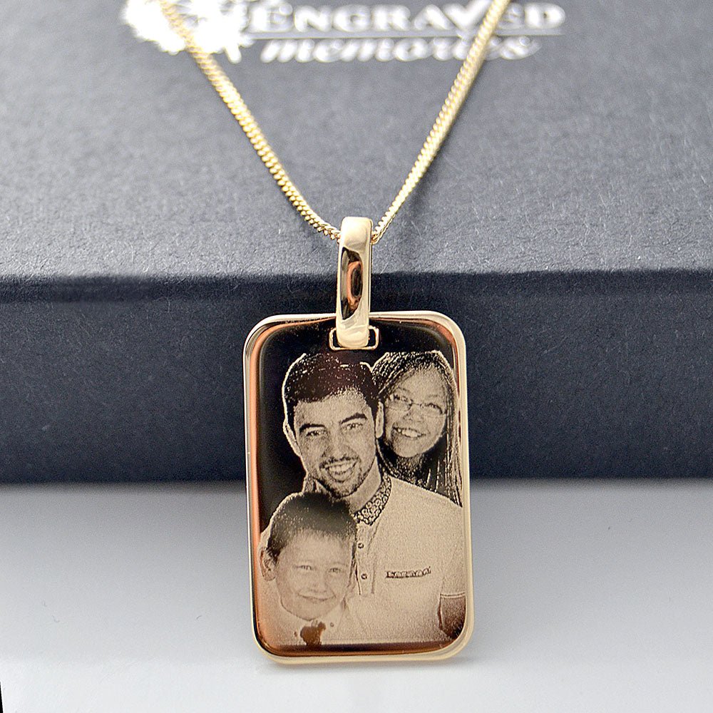 Personalised Gold Dog Tag Necklace – Photo & Text Engraved Pendant for Men